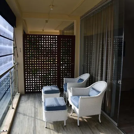 Ten30 Hikkaduwa Exterior photo