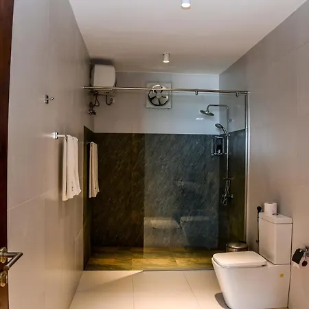 Ten30 Hikkaduwa Exterior photo